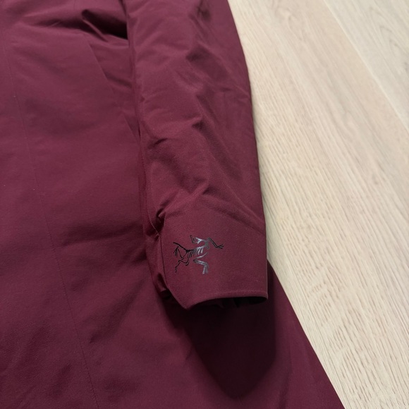 Sold - Picture 5 of 16